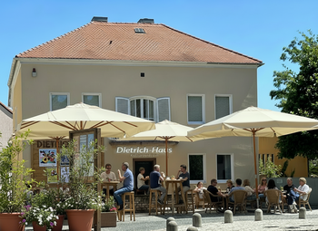 Das Dietrich Haus (KI-generiert)